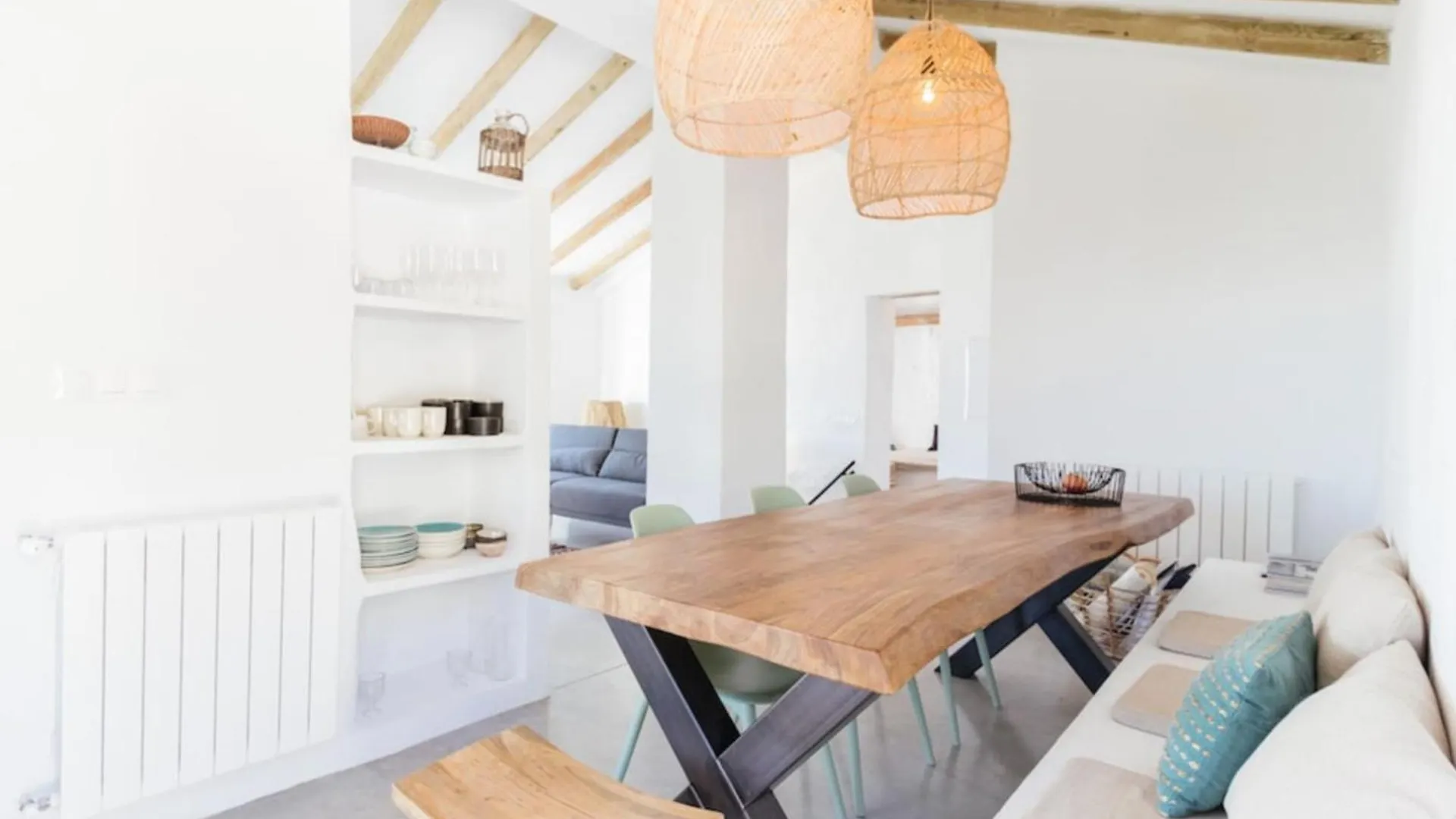 Casa Clemente contacts